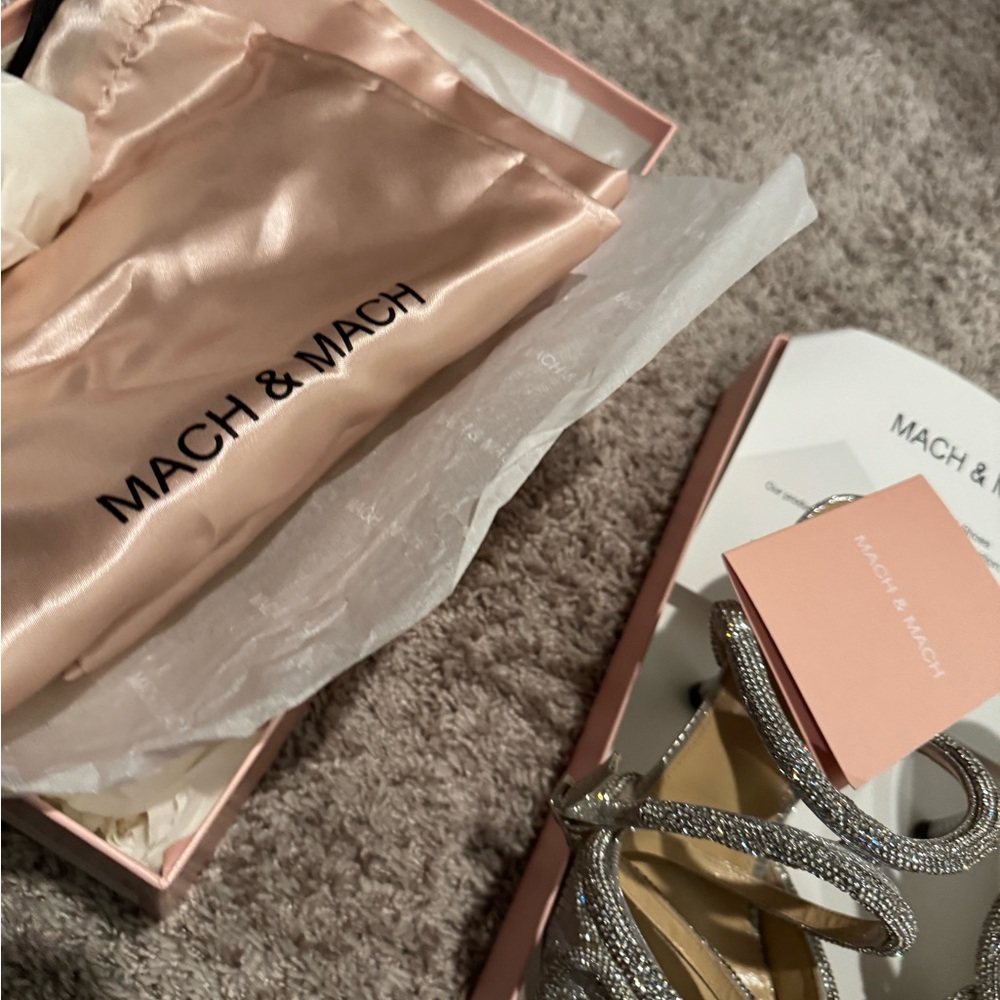 Mach & Mach - Picture 10 of 15